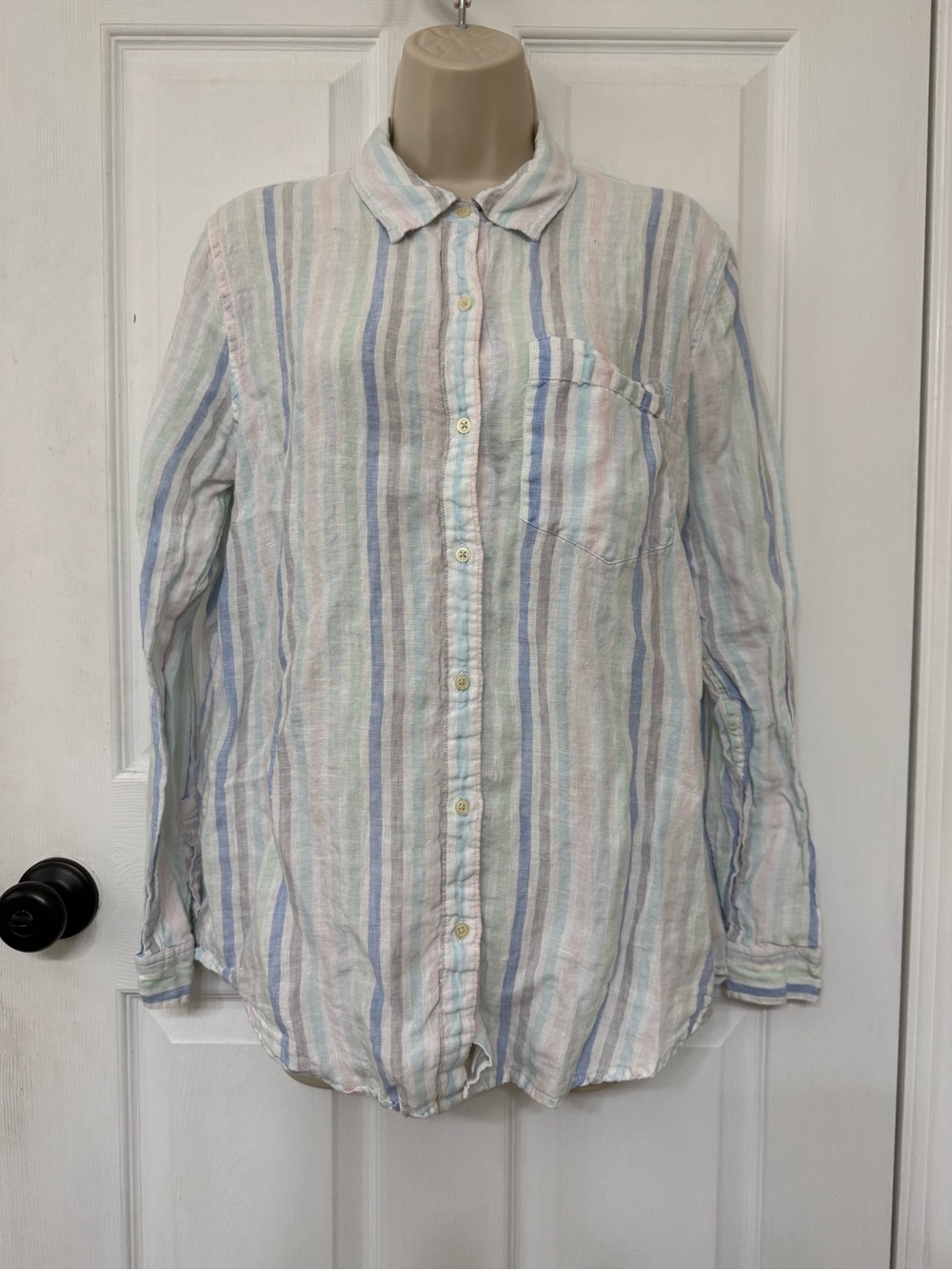 GAP 100% Linen Pastel Stripe Boyfriend Fit Button Front Shirt Medium - Picture 2 of 13